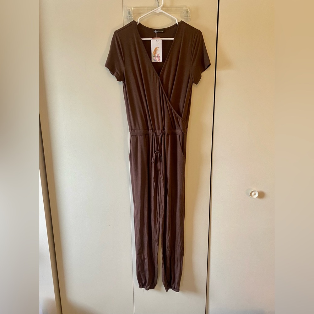 Short sleeve V Neck Jumpsuit